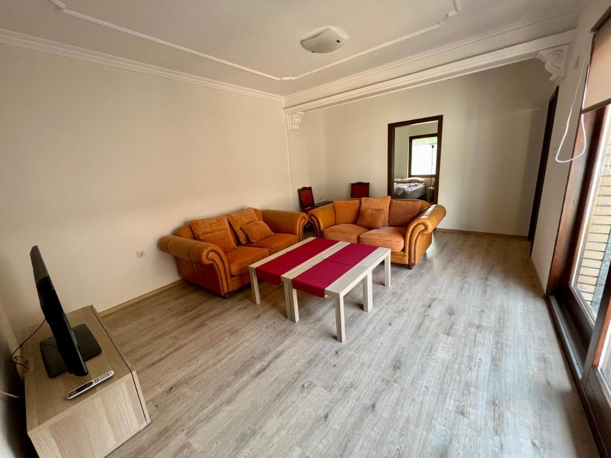 סקופיה Home Base Apartments מראה חיצוני תמונה
